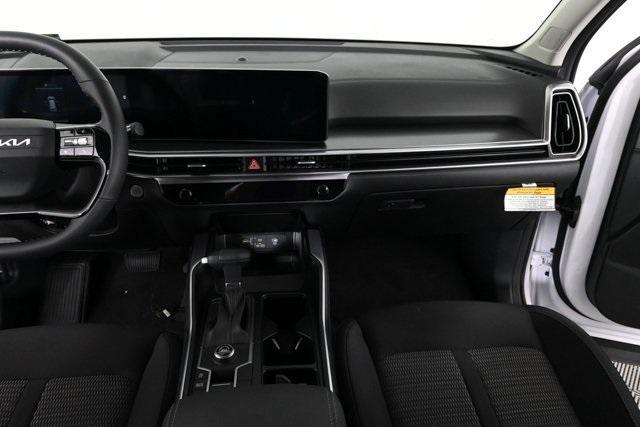 new 2026 Kia Sorento car, priced at $32,115