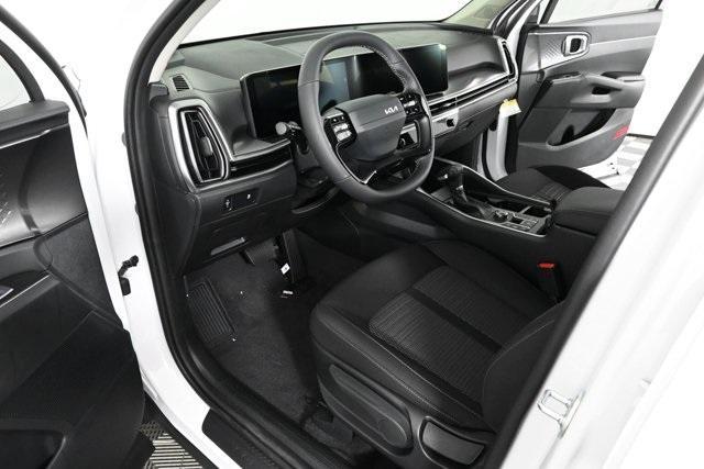 new 2026 Kia Sorento car, priced at $32,115