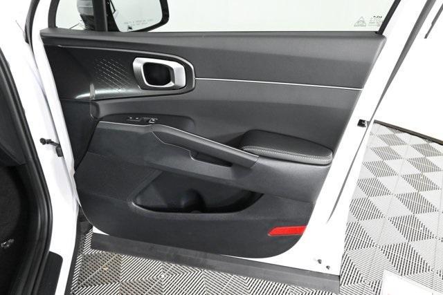 new 2026 Kia Sorento car, priced at $32,115