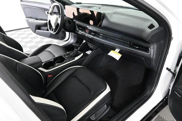 new 2025 Kia K4 car, priced at $30,610