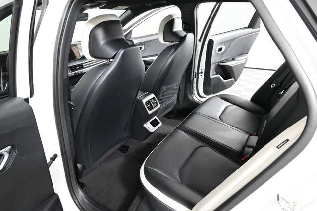 new 2025 Kia K4 car, priced at $30,610