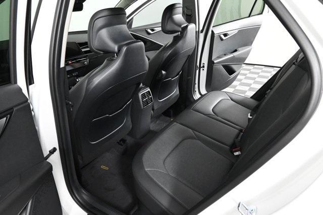 new 2025 Kia Niro car, priced at $31,162