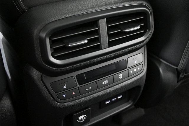 used 2025 Honda Pilot car, priced at $48,642