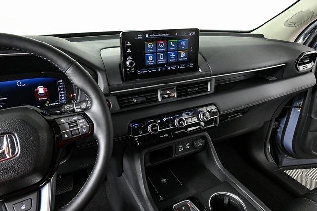 used 2025 Honda Pilot car, priced at $48,642