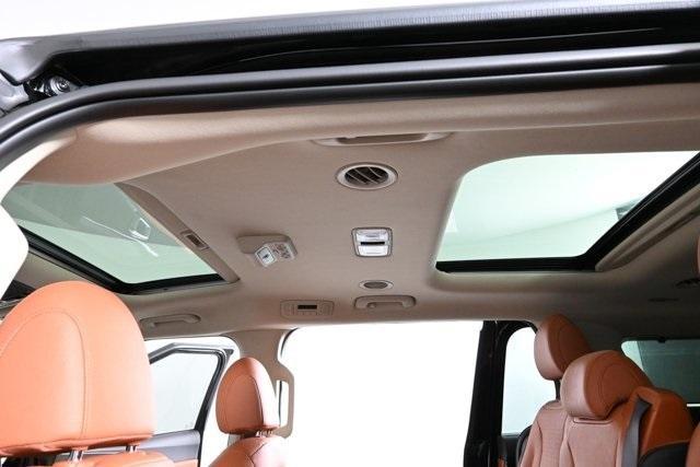 new 2026 Kia Carnival Hybrid car, priced at $54,900