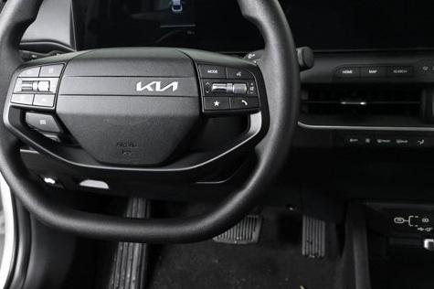 new 2025 Kia K4 car, priced at $24,777