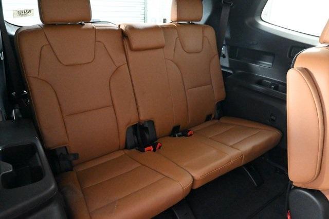 new 2025 Kia Telluride car, priced at $48,015