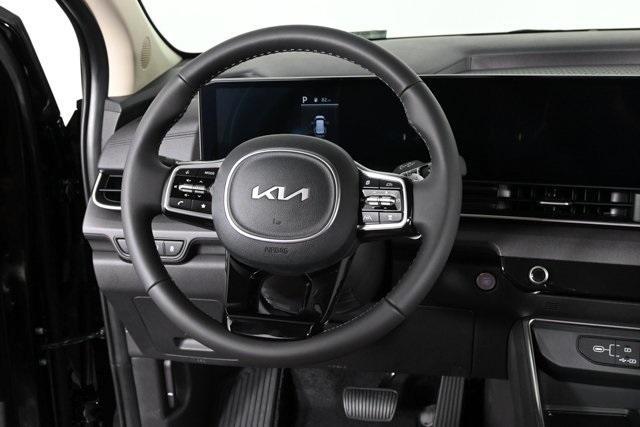 new 2026 Kia Carnival Hybrid car, priced at $43,920