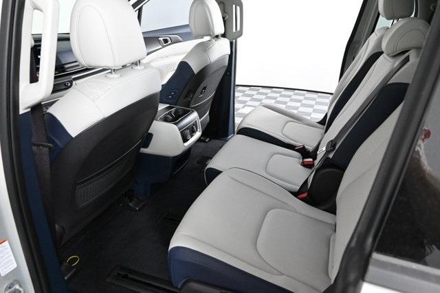 new 2026 Kia Carnival Hybrid car, priced at $49,084