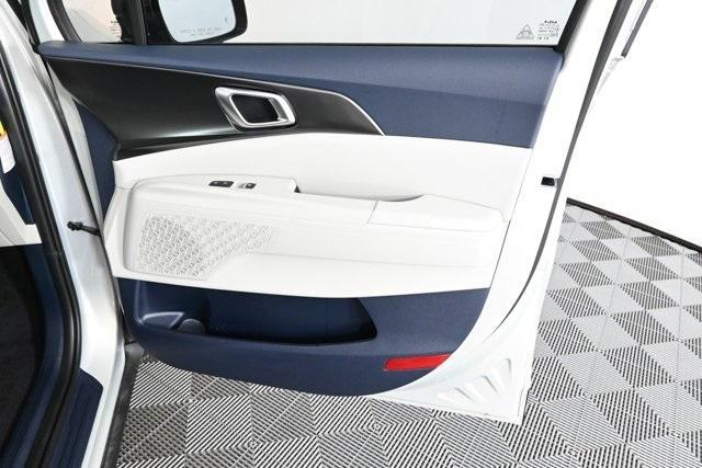 new 2026 Kia Carnival Hybrid car, priced at $49,084