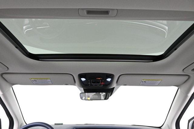 new 2026 Kia Carnival Hybrid car, priced at $49,084