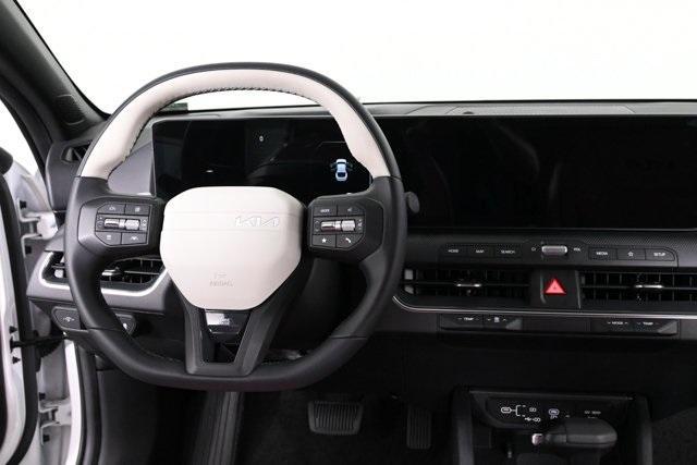 new 2025 Kia K4 car, priced at $30,924