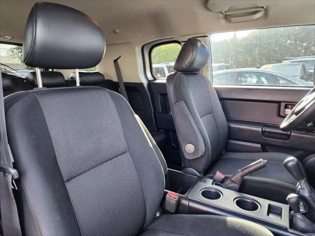 used 2008 Toyota FJ Cruiser car, priced at $15,495