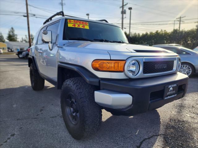 used 2008 Toyota FJ Cruiser car, priced at $15,495