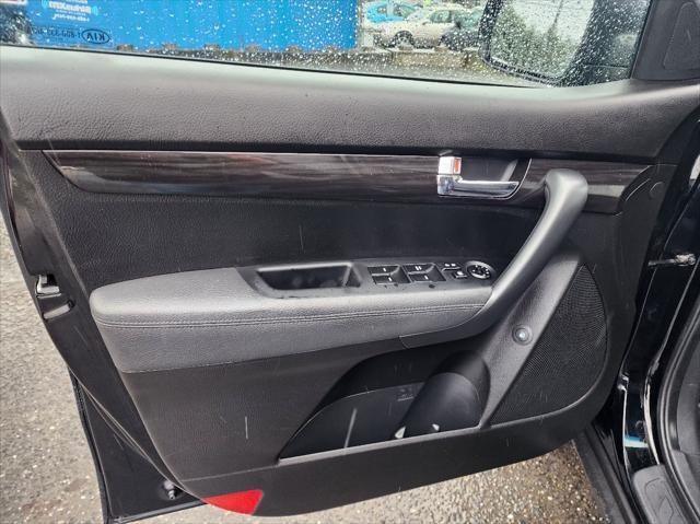 used 2013 Kia Sorento car, priced at $7,999