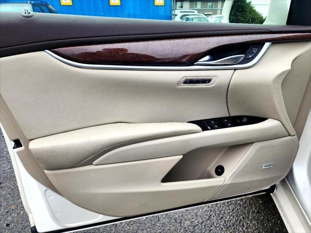 used 2013 Cadillac XTS car, priced at $12,995