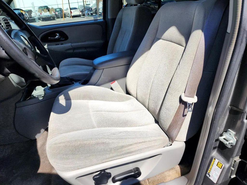 used 2005 Chevrolet TrailBlazer car, priced at $4,995