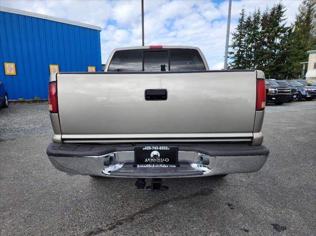 used 2001 Chevrolet S-10 car, priced at $10,999