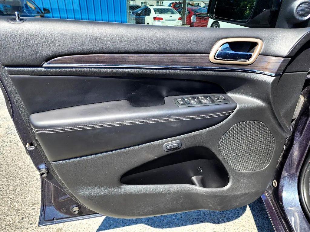 used 2015 Jeep Grand Cherokee car, priced at $16,495