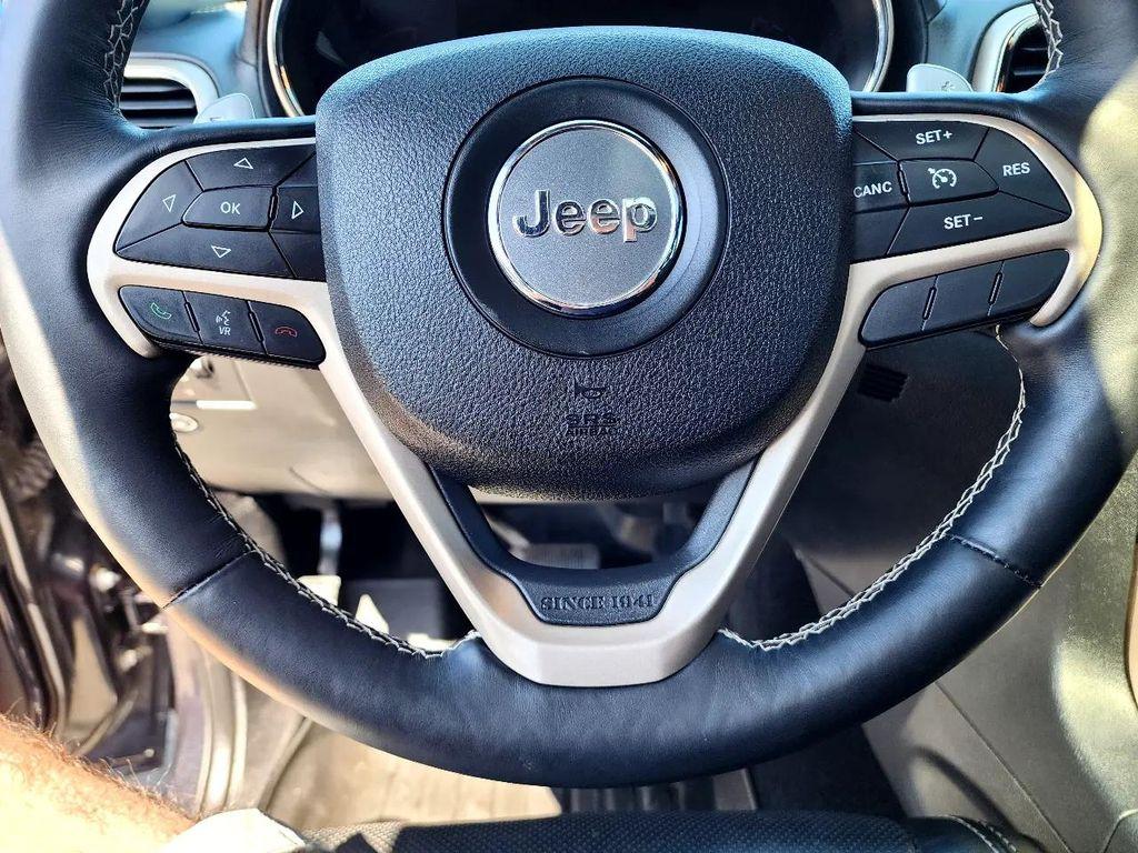 used 2015 Jeep Grand Cherokee car, priced at $16,495