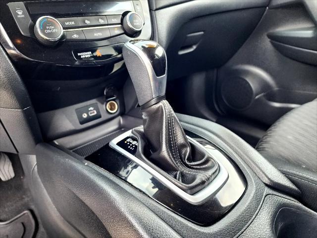 used 2019 Nissan Rogue car, priced at $15,995