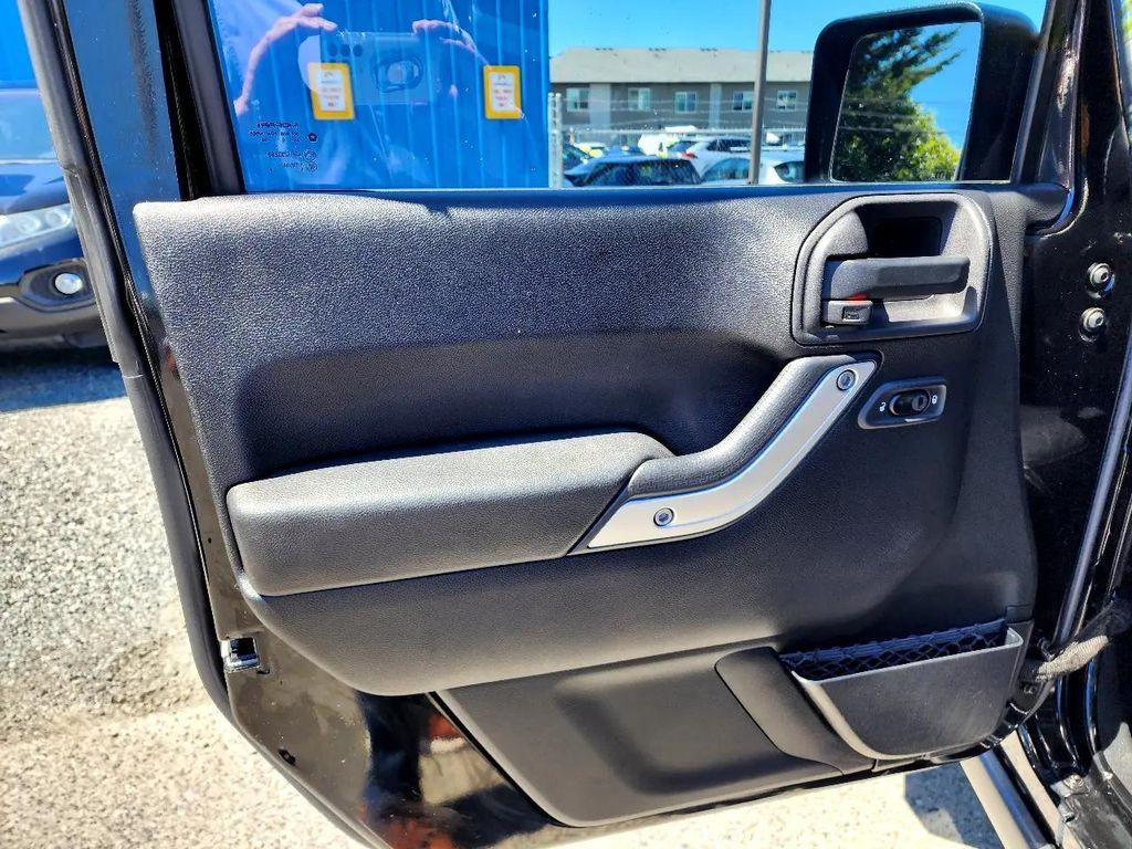 used 2015 Jeep Wrangler Unlimited car, priced at $15,999