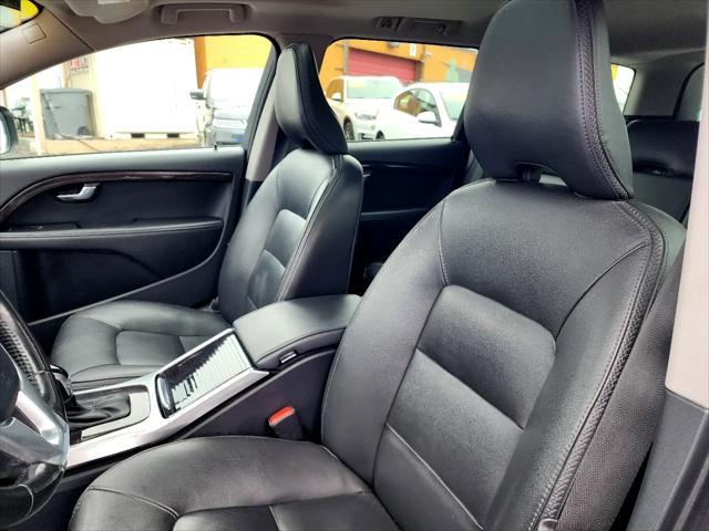 used 2016 Volvo XC70 car, priced at $14,995