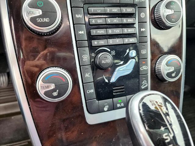 used 2016 Volvo XC70 car, priced at $14,995