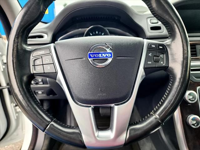 used 2016 Volvo XC70 car, priced at $14,995