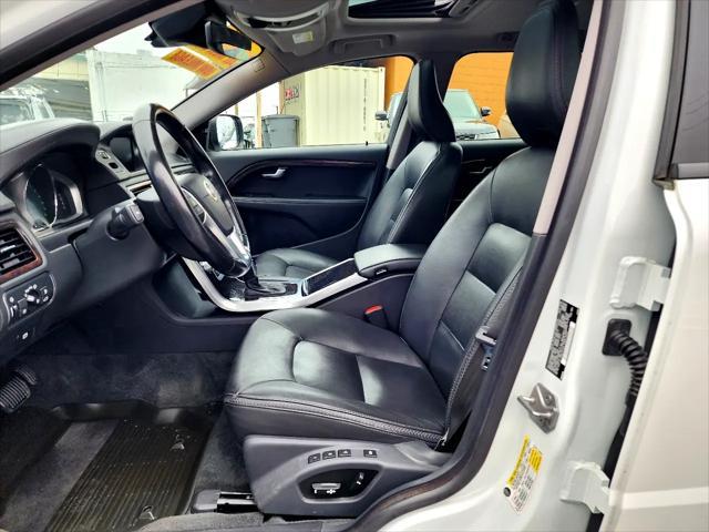 used 2016 Volvo XC70 car, priced at $14,995