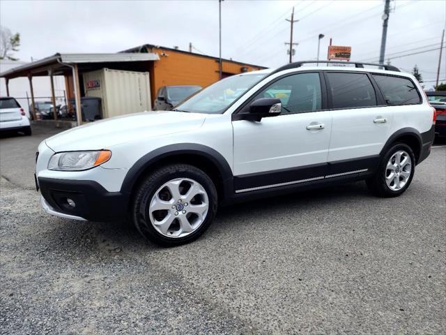 used 2016 Volvo XC70 car, priced at $14,995