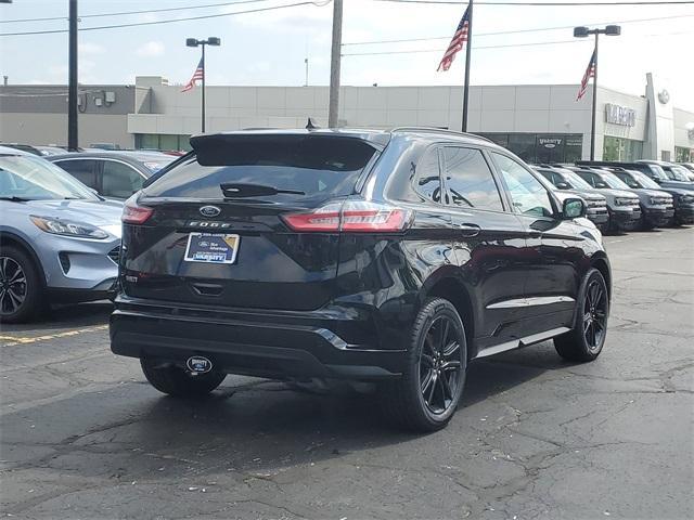 used 2022 Ford Edge car, priced at $25,950