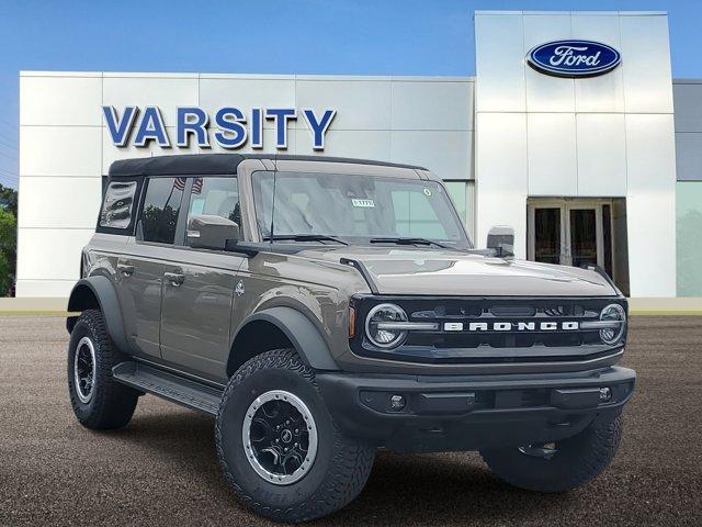 new 2025 Ford Bronco car, priced at $62,660