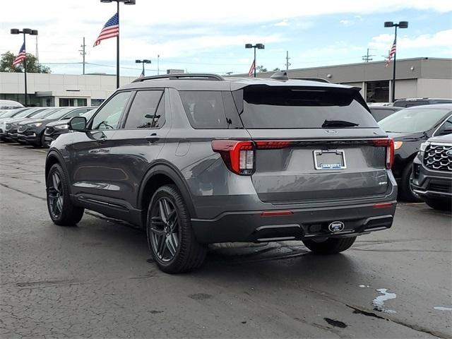 new 2025 Ford Explorer car, priced at $49,858