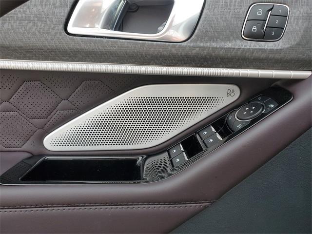 new 2025 Ford Explorer car, priced at $61,255