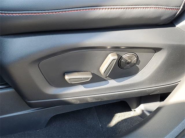 new 2025 Ford Explorer car, priced at $63,010
