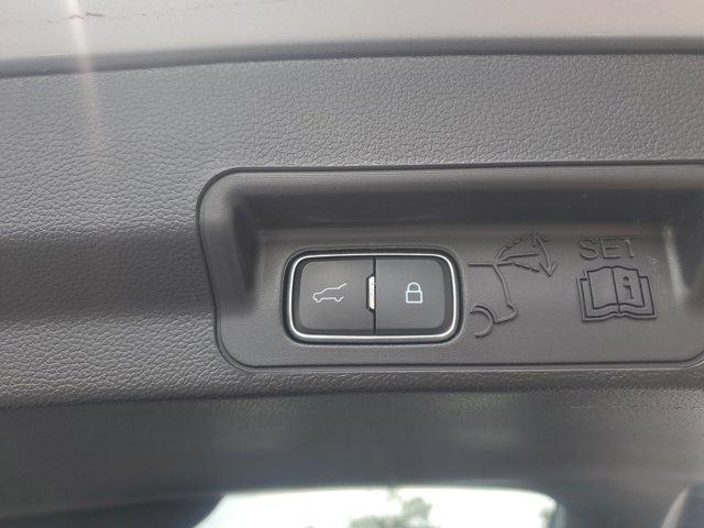 used 2023 Ford Explorer car
