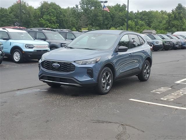new 2025 Ford Escape car, priced at $34,095