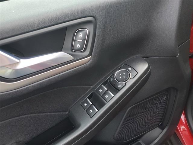 used 2022 Ford Escape car, priced at $30,000