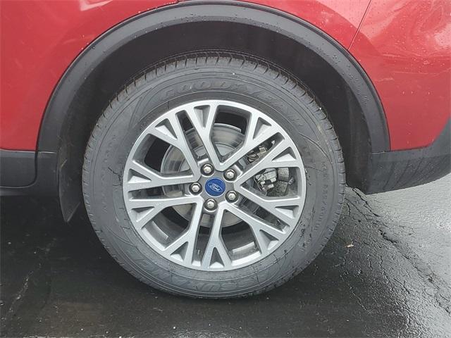 used 2022 Ford Escape car, priced at $30,000