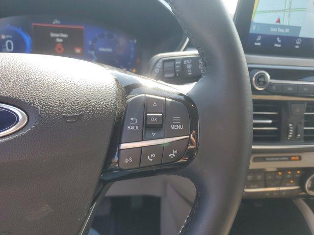 used 2022 Ford Escape car, priced at $26,555