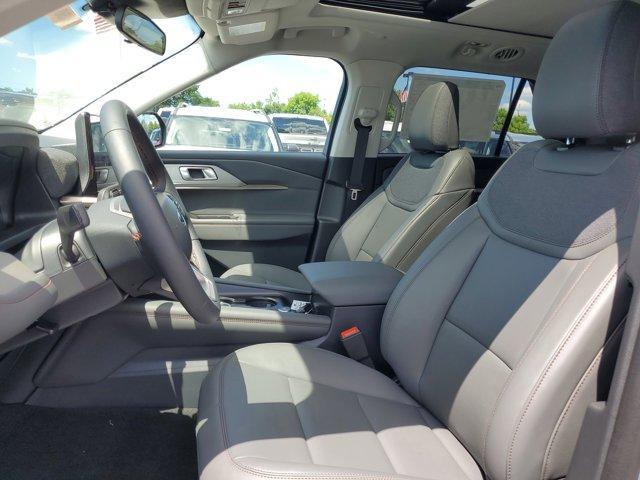 new 2025 Ford Explorer car, priced at $51,370