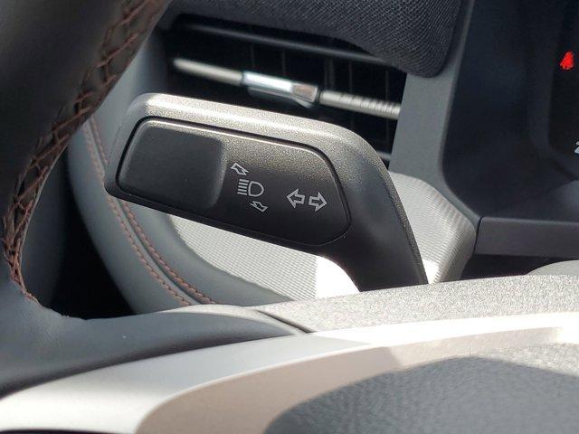 new 2025 Ford Explorer car, priced at $51,370
