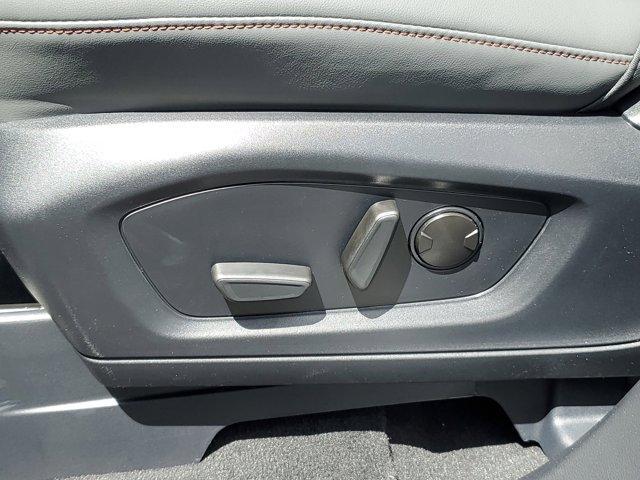 new 2025 Ford Explorer car, priced at $51,370