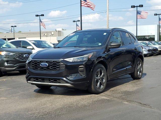 used 2023 Ford Escape car, priced at $27,950