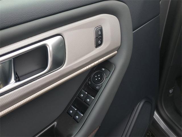 new 2025 Ford Explorer car, priced at $48,345