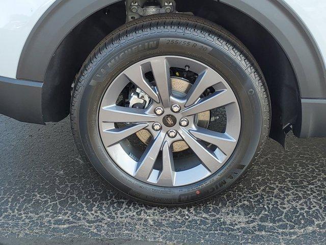 new 2025 Ford Explorer car