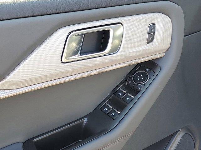 new 2025 Ford Explorer car
