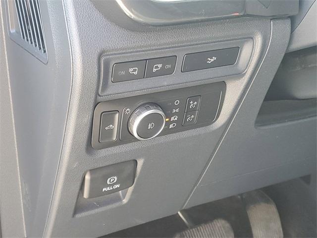 used 2022 Ford F-150 car, priced at $33,555