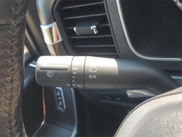 used 2022 Ford F-150 car, priced at $33,555